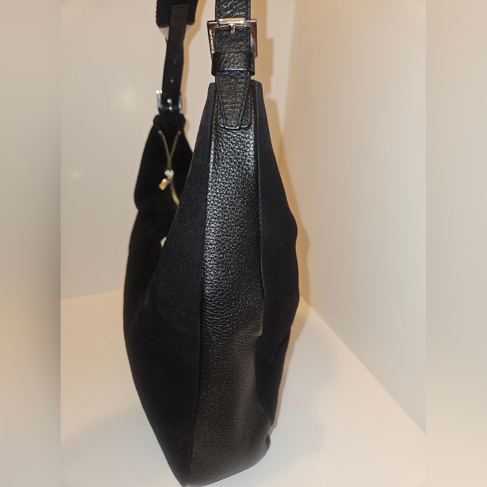 Burberry Black Suede Vintage Hobo Bag - Picture 4 of 14